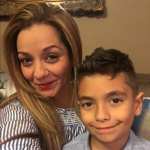 Meet your Posher, Dimaris